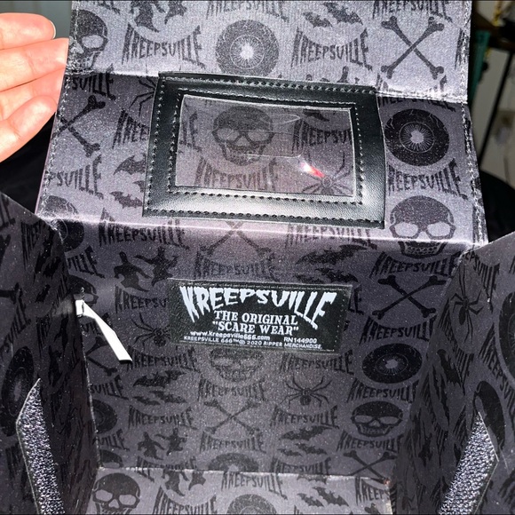 Kreepsville haunted house bag - Picture 3 of 3